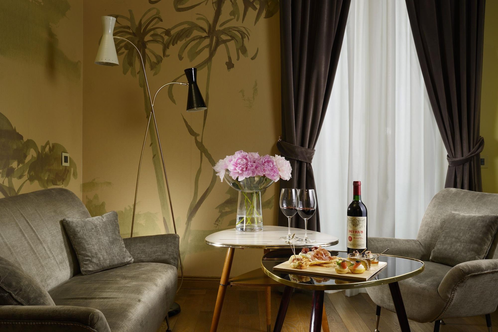 Hotel De' Ricci - Small Luxury Hotels Of The World Rome Exterior photo